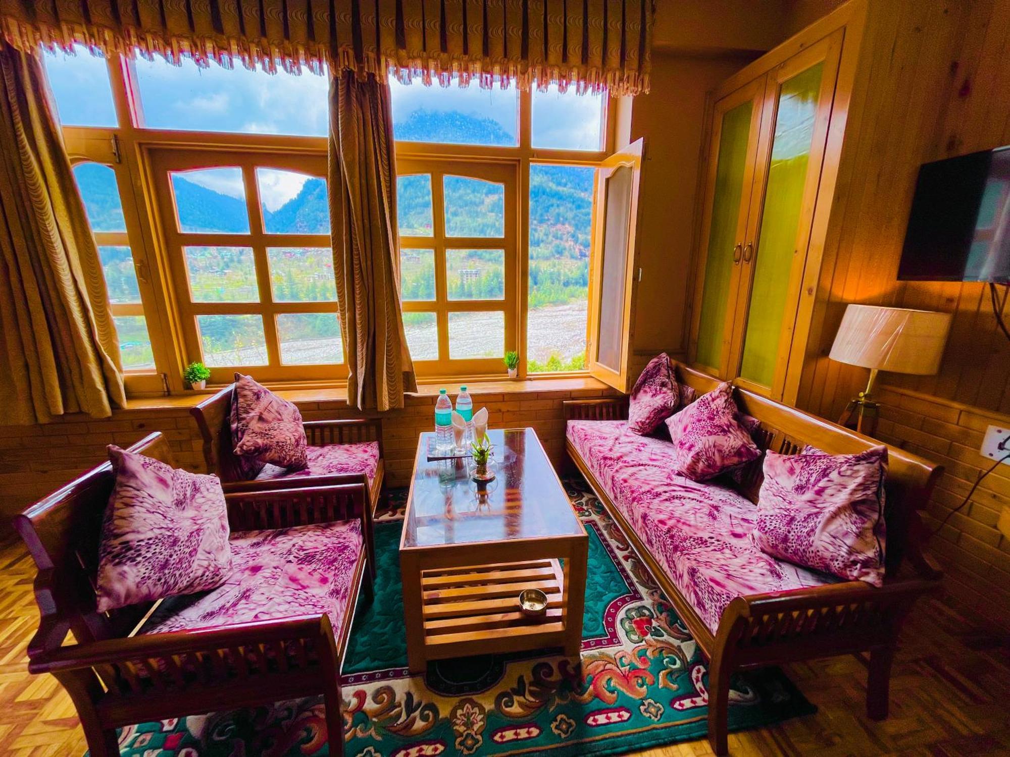 Hotel Hollywood Manali - Scenic River & Mountain View With Premium Rooms Екстер'єр фото