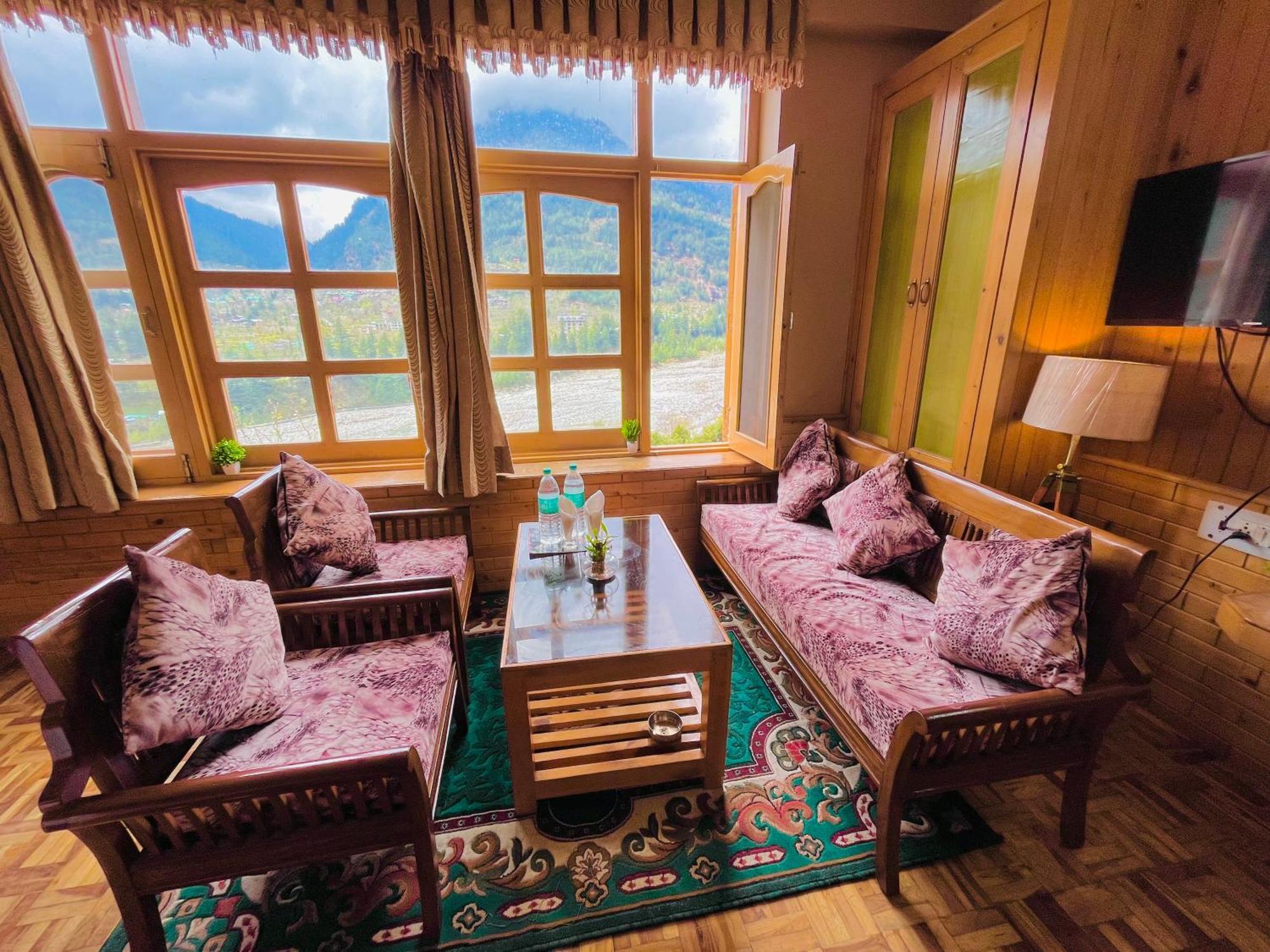 Hotel Hollywood Manali - Scenic River & Mountain View With Premium Rooms Екстер'єр фото