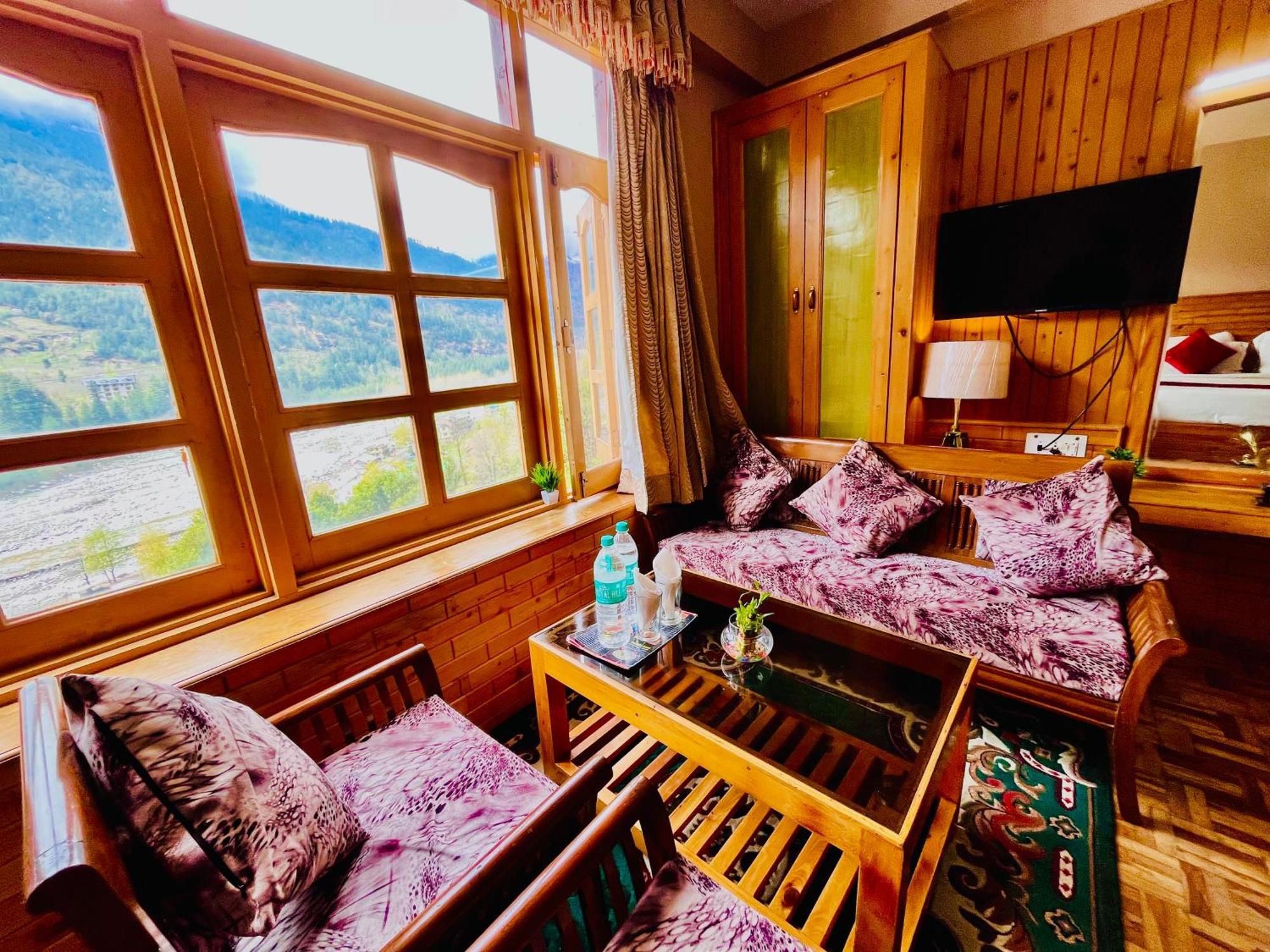 Hotel Hollywood Manali - Scenic River & Mountain View With Premium Rooms Екстер'єр фото