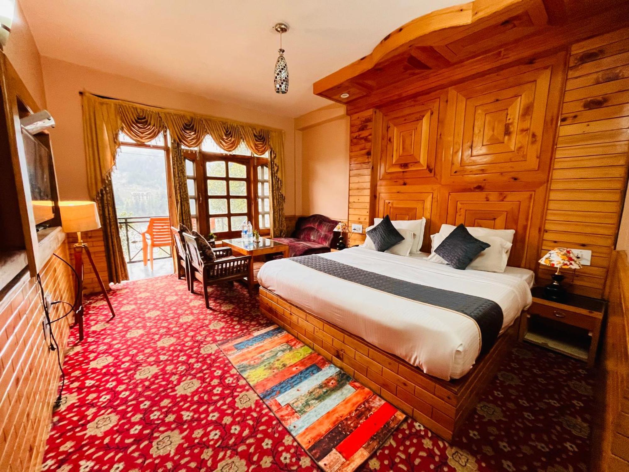 Hotel Hollywood Manali - Scenic River & Mountain View With Premium Rooms Екстер'єр фото