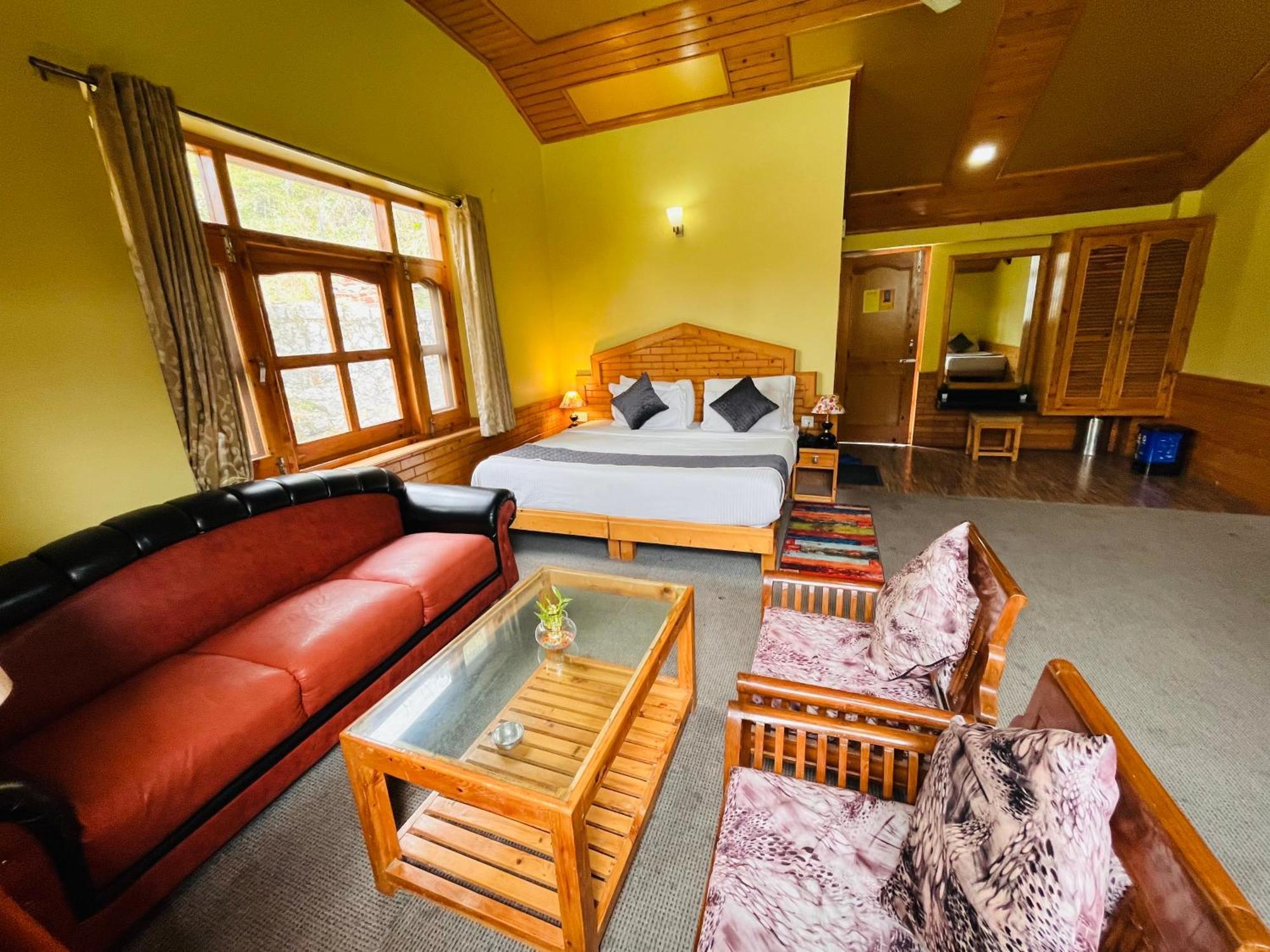 Hotel Hollywood Manali - Scenic River & Mountain View With Premium Rooms Екстер'єр фото