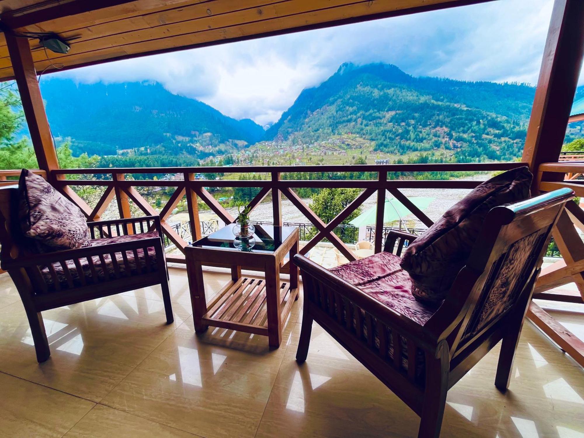 Hotel Hollywood Manali - Scenic River & Mountain View With Premium Rooms Екстер'єр фото